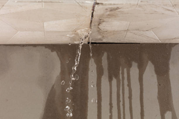 Professional Burst Pipe Cleanup technician working in Masury, OH